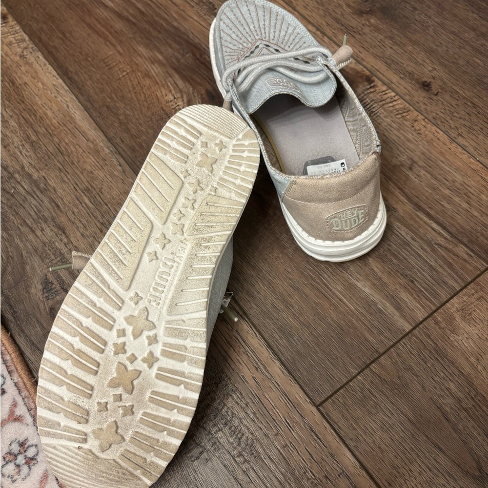 Hey Dude Women’s Shoes - Picture 4 of 6